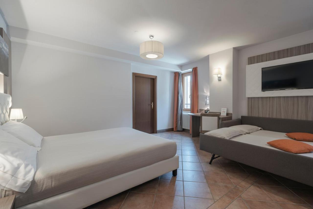 Hotel Garni Cristallo Ponte Di Legno Exterior photo
