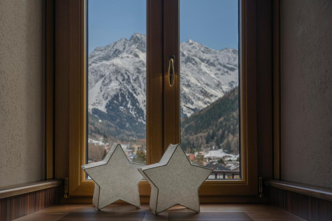 Hotel Garni Cristallo Ponte Di Legno Exterior photo