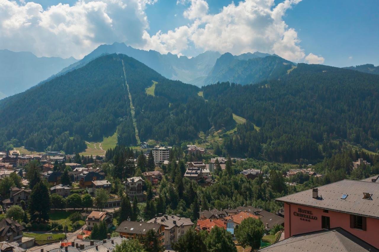 Hotel Garni Cristallo Ponte Di Legno Exterior photo