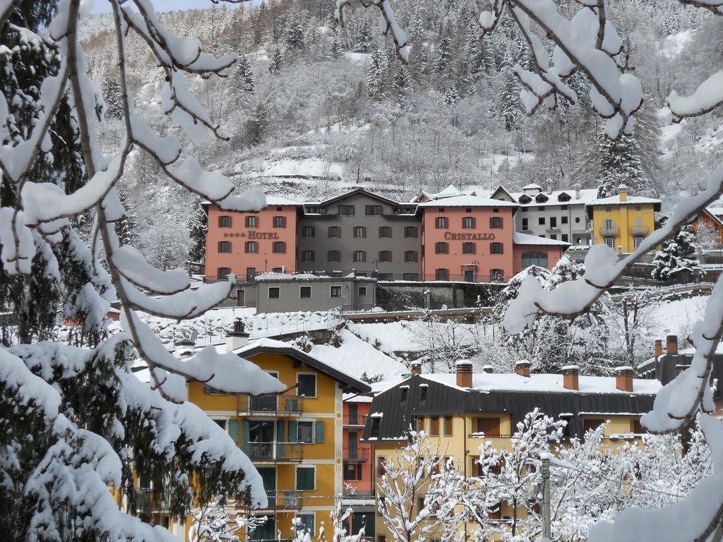 Hotel Garni Cristallo Ponte Di Legno Exterior photo